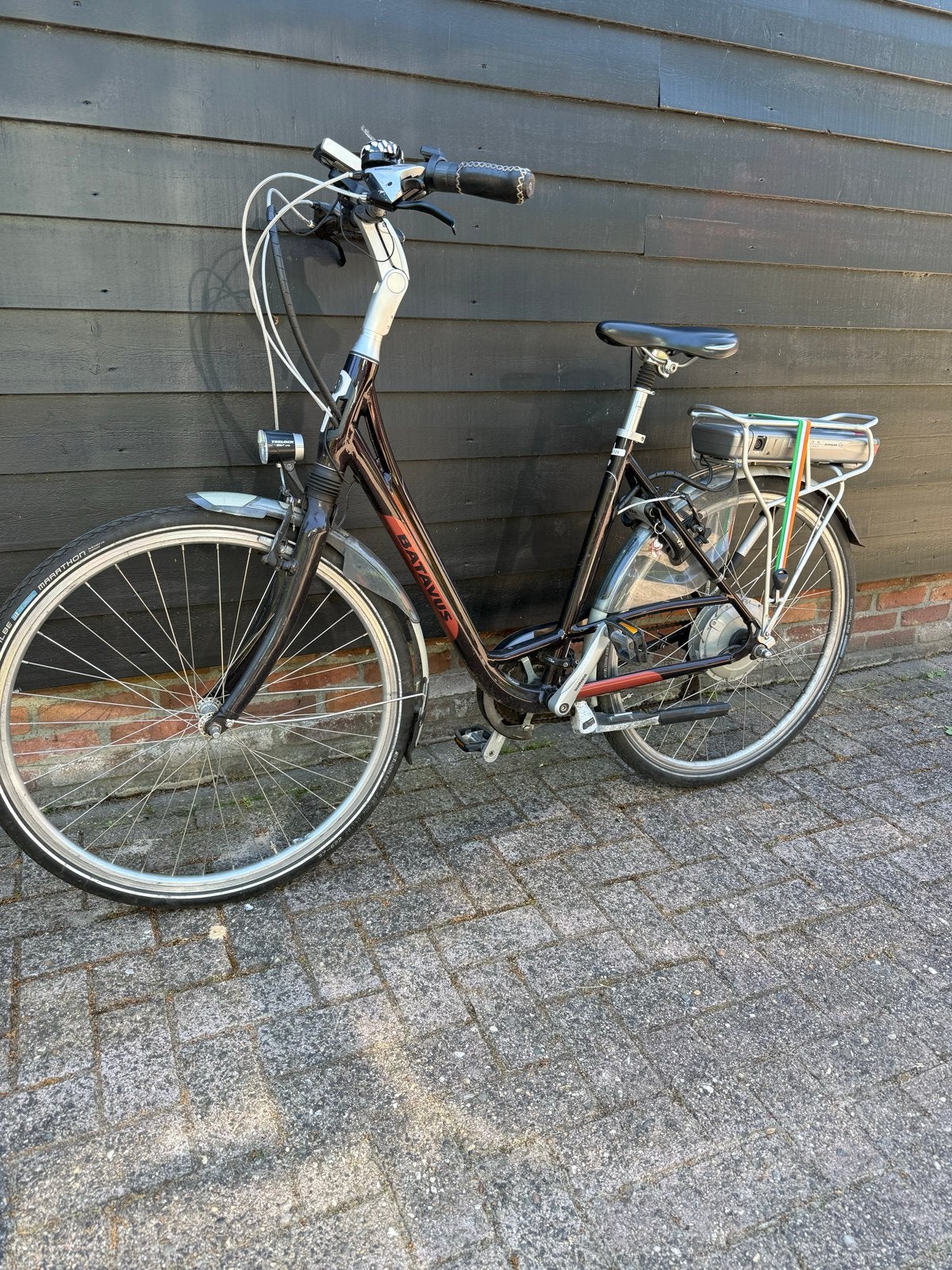 Goed onderhouden Batavus e-bike, 53 cm, nieuwe banden, Ophalen of Verzenden, Gebruikt, Batavus