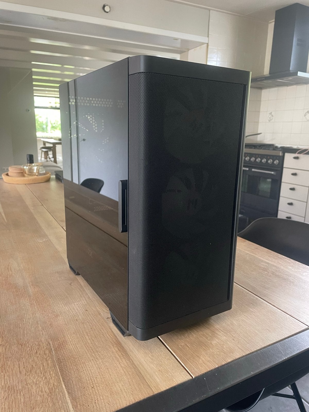 pc, Computers en Software, Desktop Pc's, Ophalen, Zo goed als nieuw, Gaming, SSD
