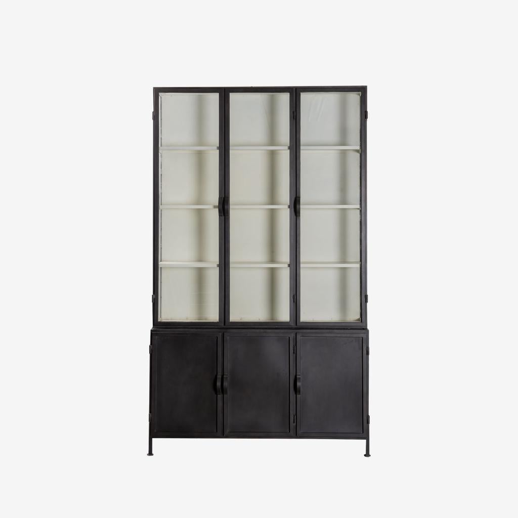 VITRINEKAST metaal  zwart elegant glas 142 cm breed actie, Met deur(en), 100 tot 150 cm, 200 cm of meer, Nieuw
