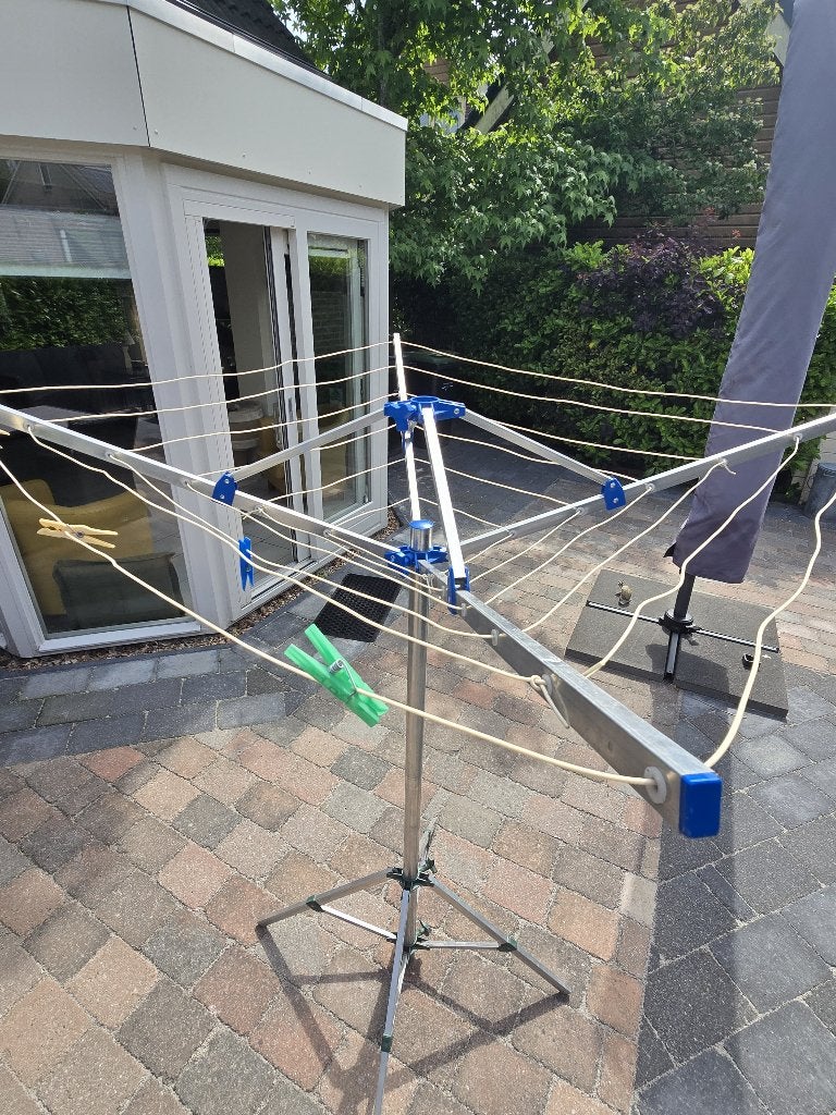 droogmolen voor camping met voet, Ophalen, Zo goed als nieuw