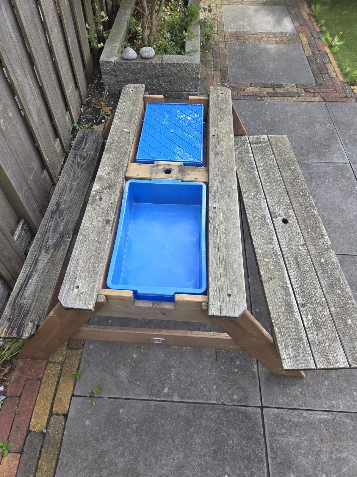 Houten kinderpicknicktafel met zandbak/waterbak, Tuin en Terras, Gebruikt, Rechthoekig, Hout, Ophalen