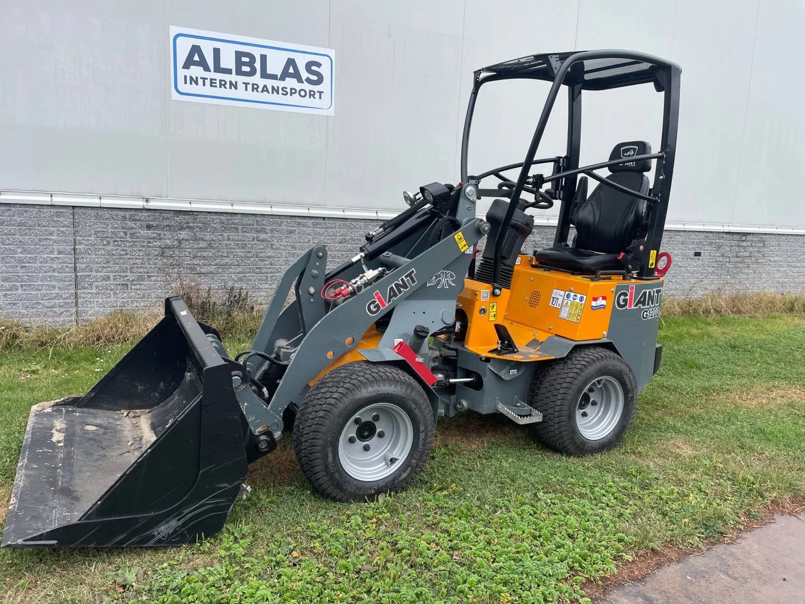 Giant Giant G1200 kniklader DEMO slechts 110 uur! (bj 2025), Tobroco, Info@alblasinterntransport.nl, NL, Wiellader of Shovel