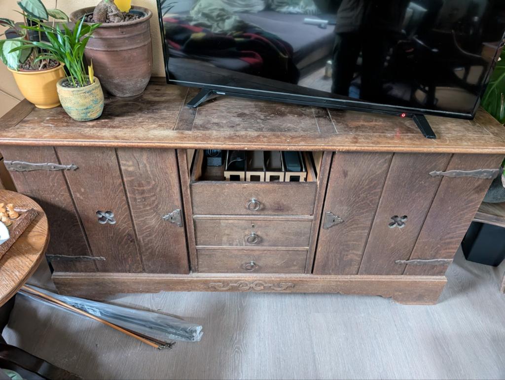 Gratis Antieke Kast/Dressoir - Bovenste Lade Mist, Ophalen