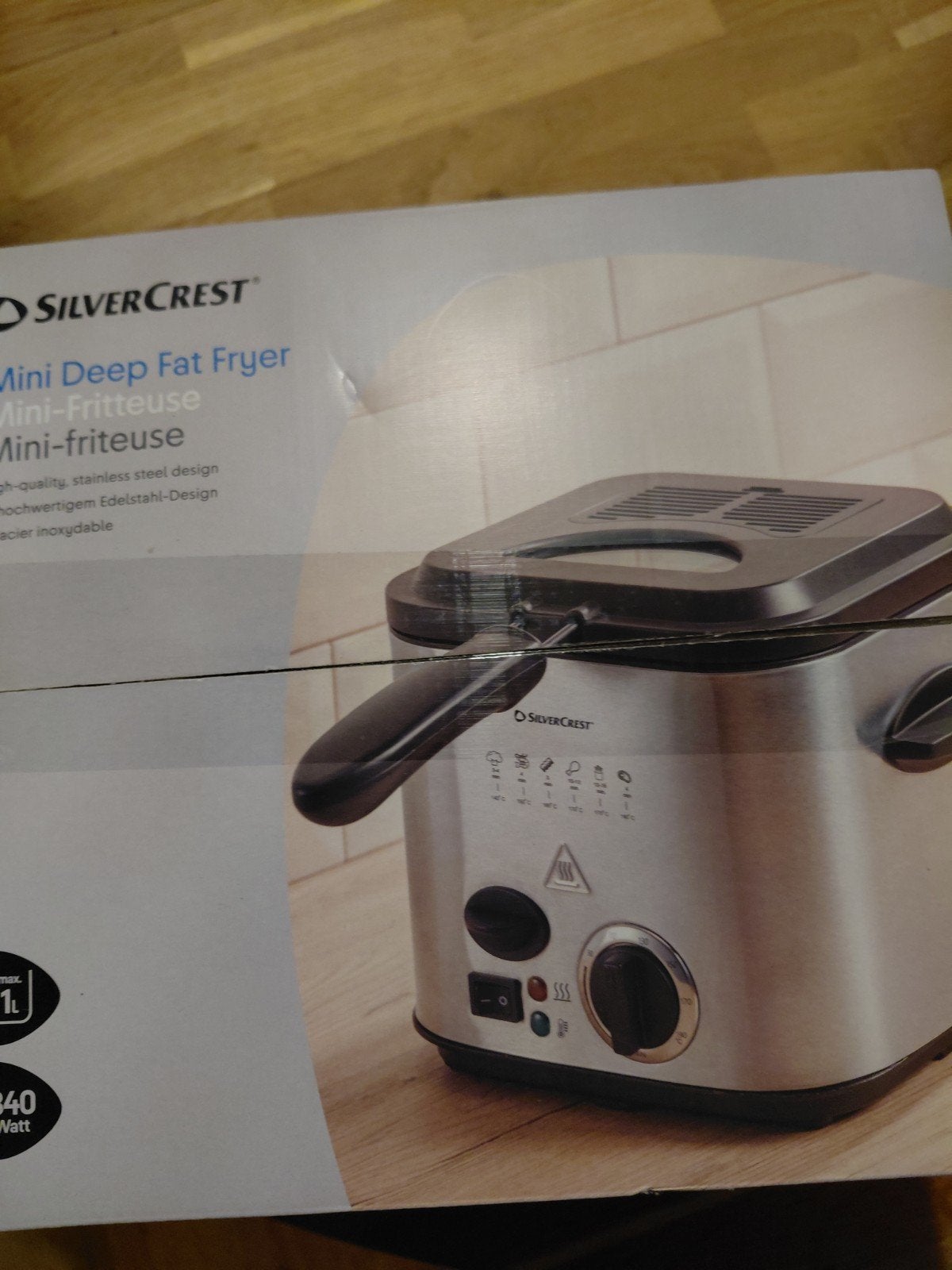 SilverCrest Mini Friteuse - Nieuw in doos, 1 tot 2 liter, Ophalen of Verzenden, Nieuw, Uitneembare binnenpan