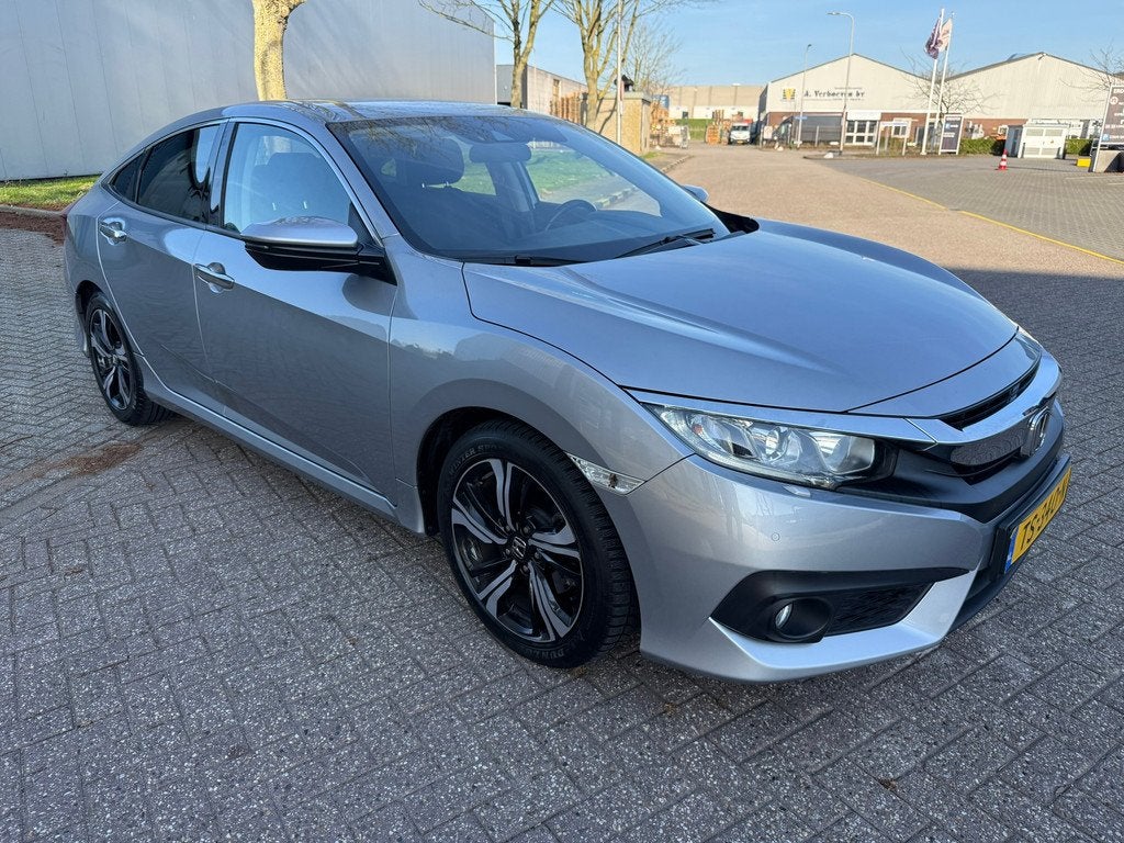 Honda Civic 1.5 i-VTEC Elegance*STOEL VERWARMING*CRUISE*CAME, Euro 6, 4 cilinders, Origineel Nederlands, Bedrijf