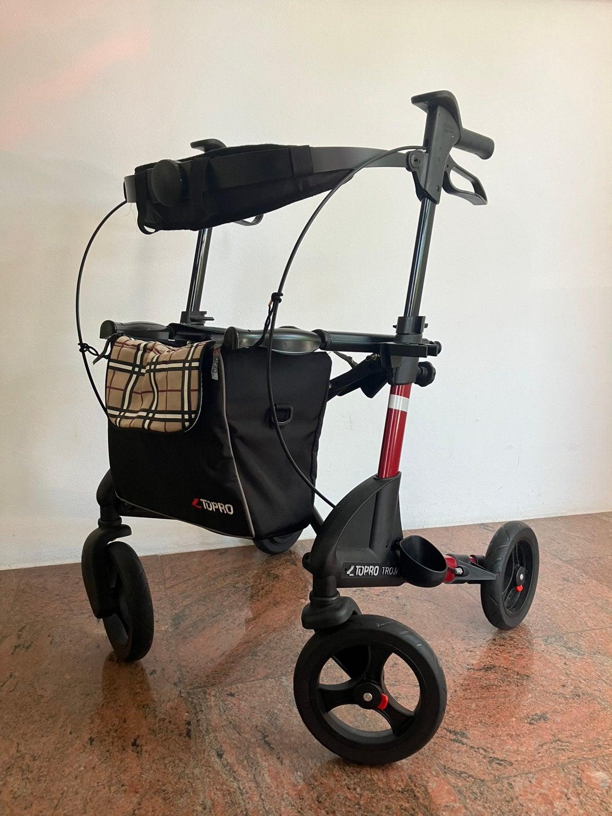 Hele complete rollator Tropo Troja rood, Ophalen of Verzenden, Opvouwbaar, Gebruikt