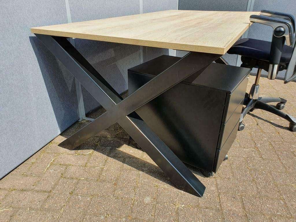 Nieuw X poot bureau / eetkamertafel ( industrieel ), Huis en Inrichting, Demontabel, VST, Metaal, 100 cm