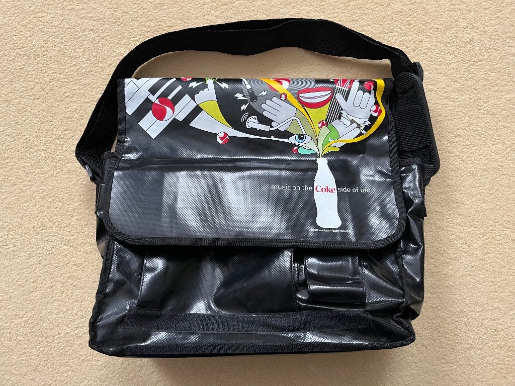 Coca cola schoudertas nieuw (voor de verzamelaar), Ophalen of Verzenden, Nieuw, Gebruiksvoorwerp