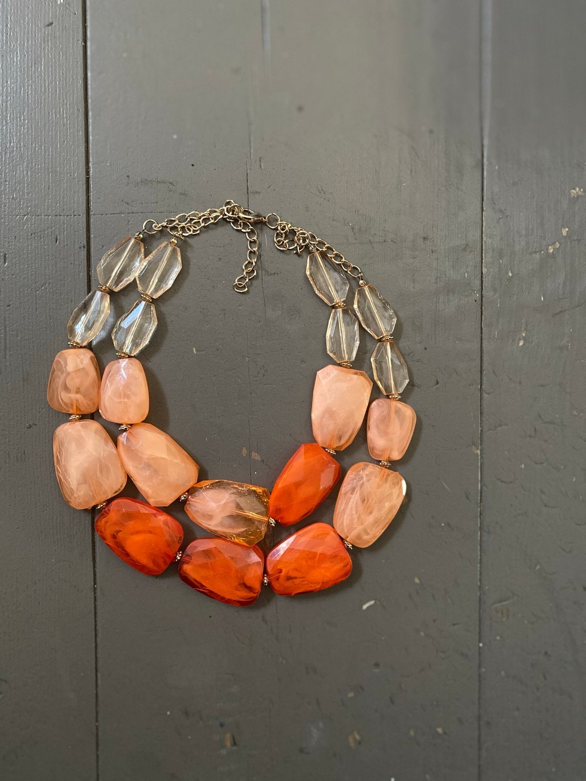 ketting met oranje en roze kralen, Sieraden, Tassen en Uiterlijk, Ophalen of Verzenden, Gebruikt, Oranje, Kunststof