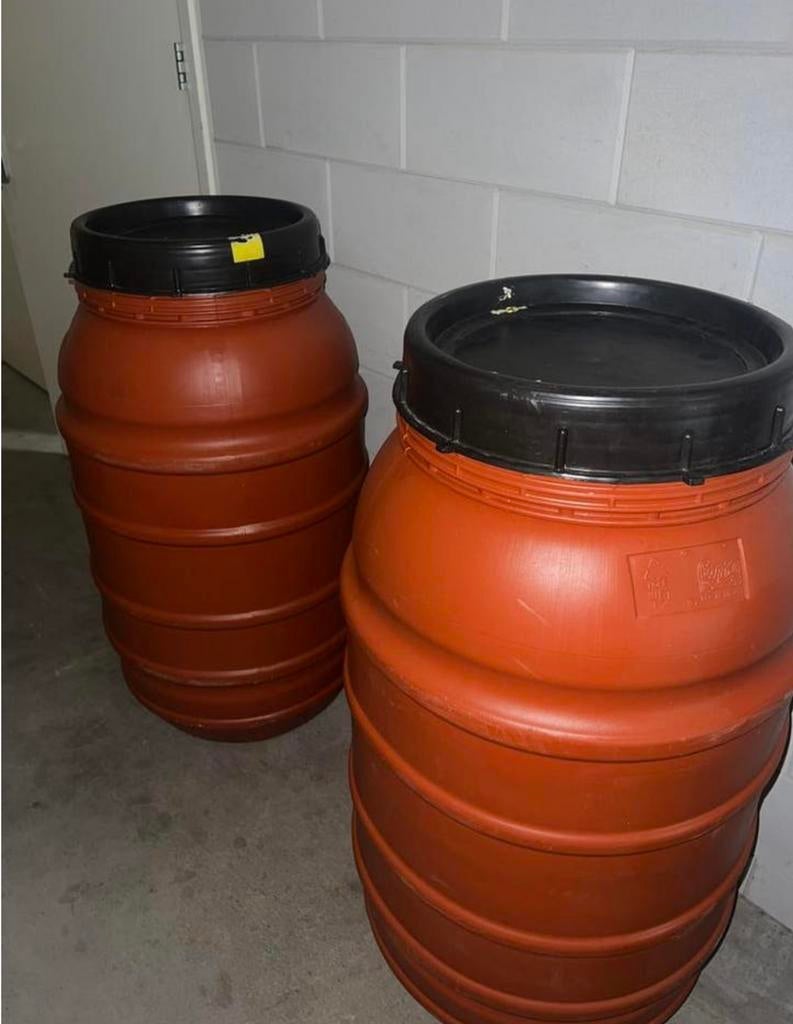 Tonnen, Tuin en Terras, Regentonnen, 75 tot 150 liter, Ophalen of Verzenden, Zo goed als nieuw, Overige materialen