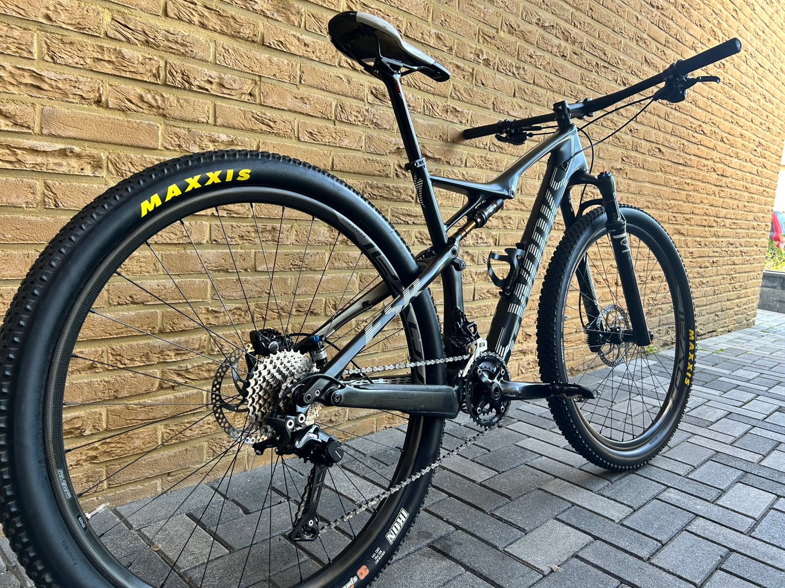 Foto 8 van Specialized S-Works Epic 29 World Cup – Full Carbon – Maat L