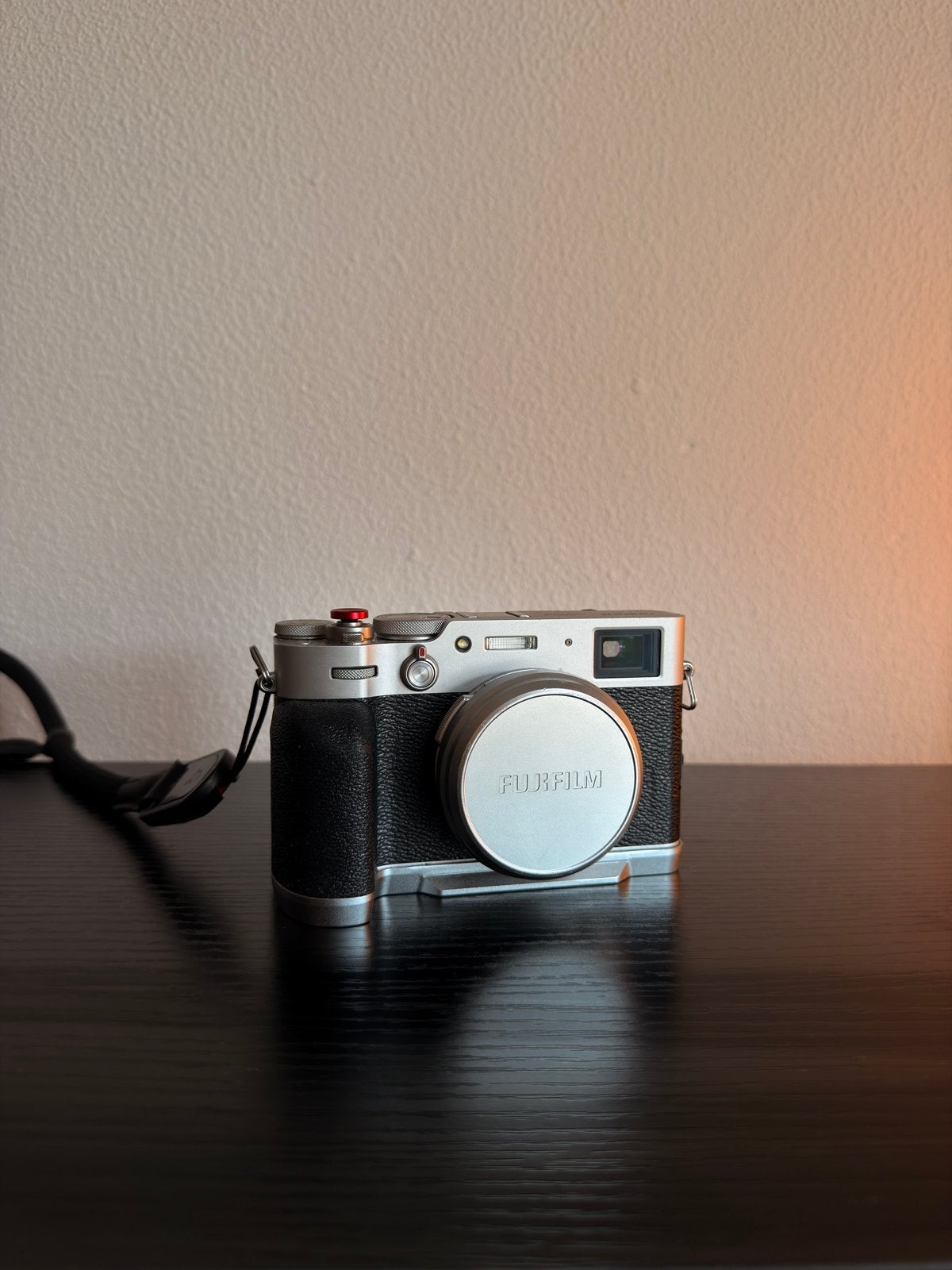 Fujifilm X100V Silver - met extra’s, Audio, Tv en Foto, Ingebouwde flitser, Ophalen of Verzenden, Zo goed als nieuw, Fujifilm