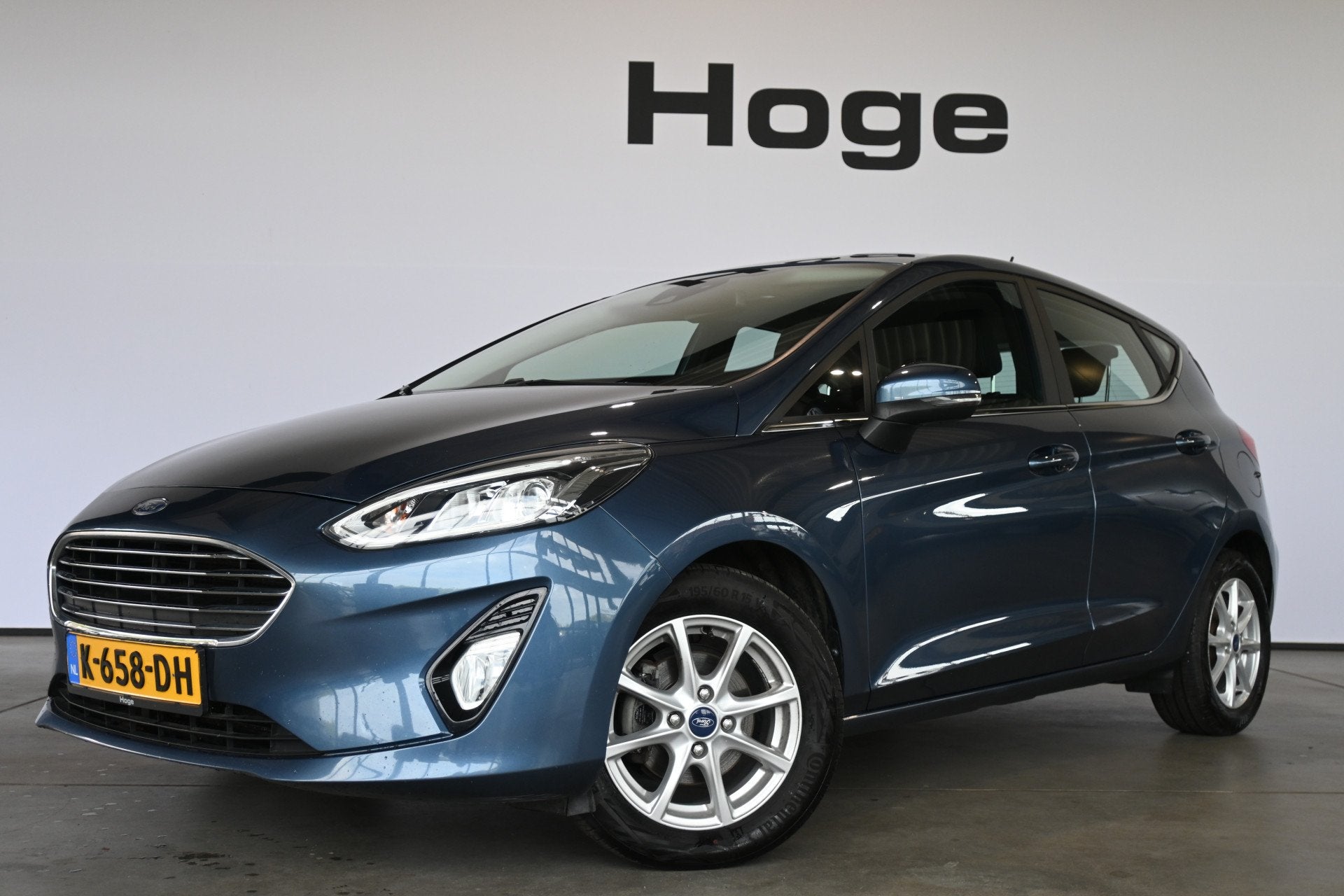 Ford Fiesta 1.0 EcoBoost Titanium Automaat Clima Navigatie L, Stof, Gebruikt, Met garantie (alle), Blauw