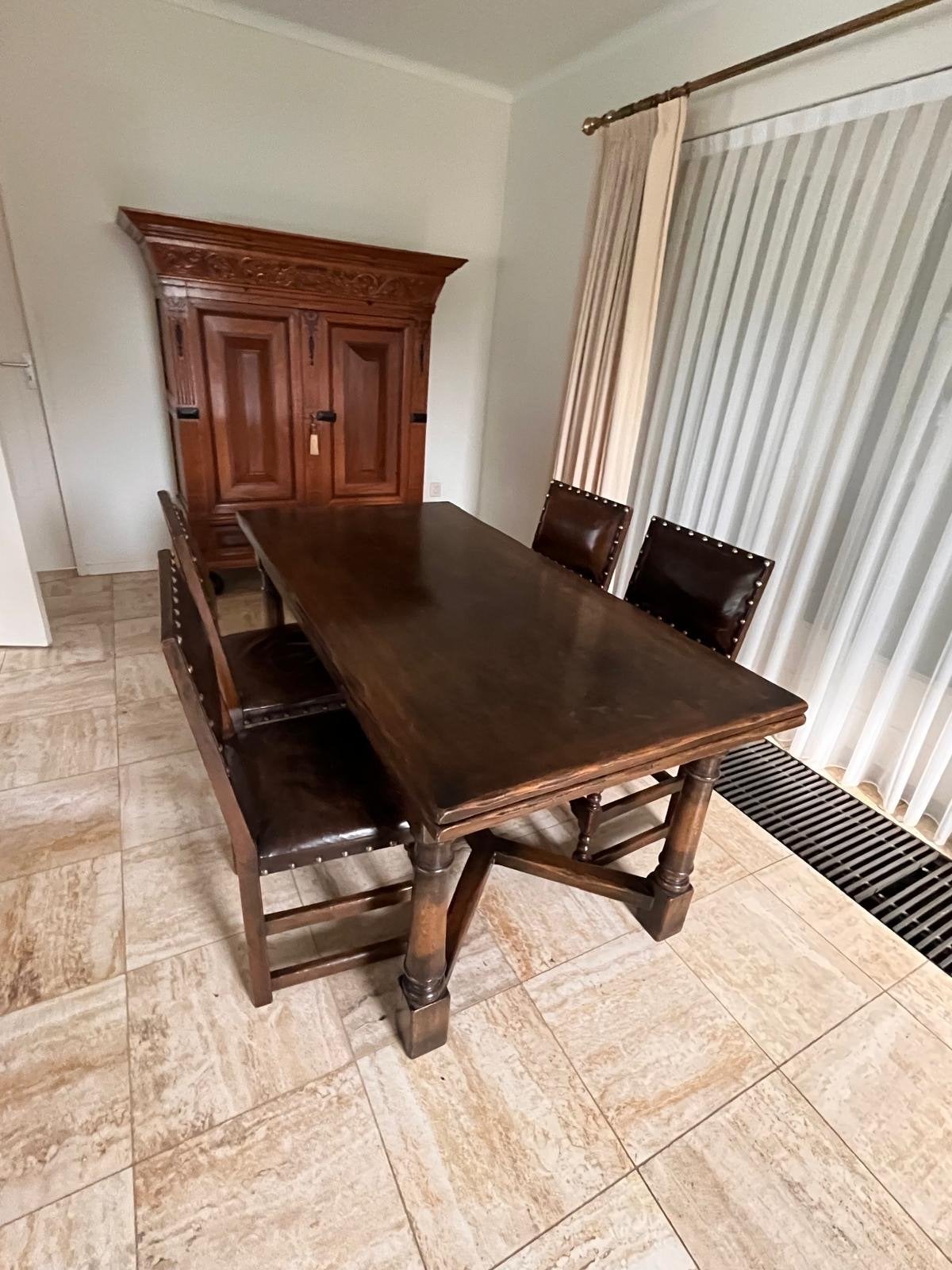 Uitschuifbare eettafel + 4 leren stoelen OPHALEN IN MIERLO, Ophalen, Gebruikt, 50 tot 100 cm, Vijf personen of meer