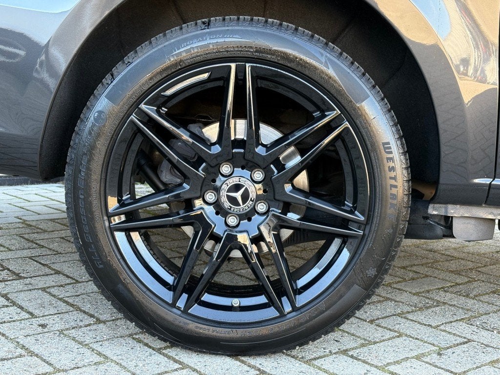 Mercedes-benz VITO 114 CDI 136pk L2 Automaat GB / Navi / Air, Automaat, 4 cilinders, Zwart, Bedrijf