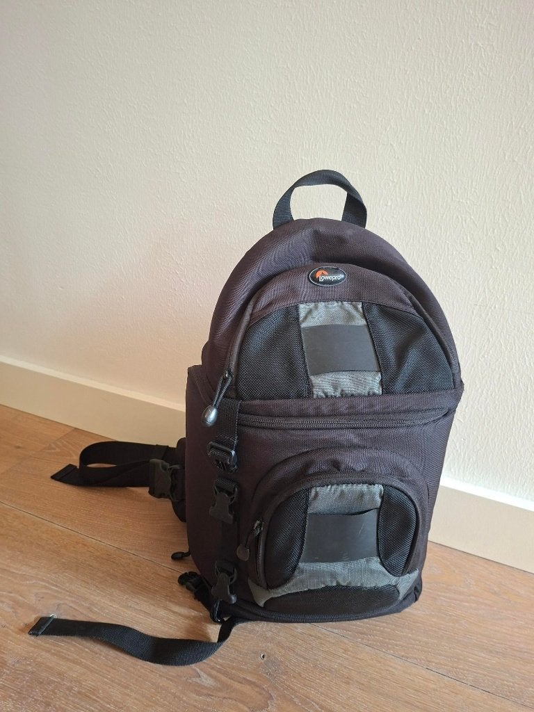 Antraciet Lowe Pro Sling Bag cameratas, Ophalen, Lowepro, Slingtas, Zo goed als nieuw