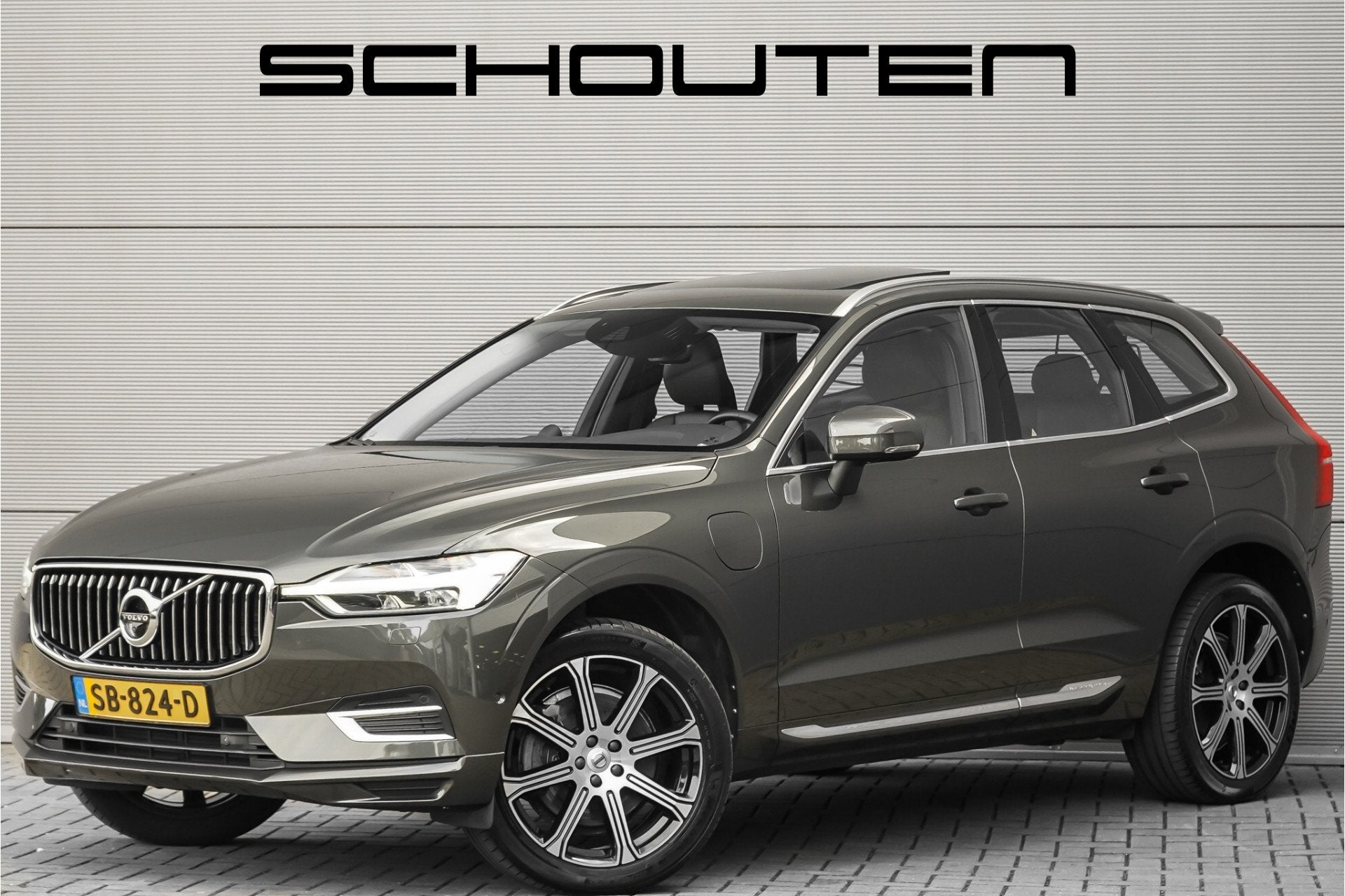 Volvo XC60 2.0 T8 Twin Engine AWD Inscription Pano CarPlay C, Auto's, Automaat, Dealer onderhouden, Gebruikt, 1969 cc