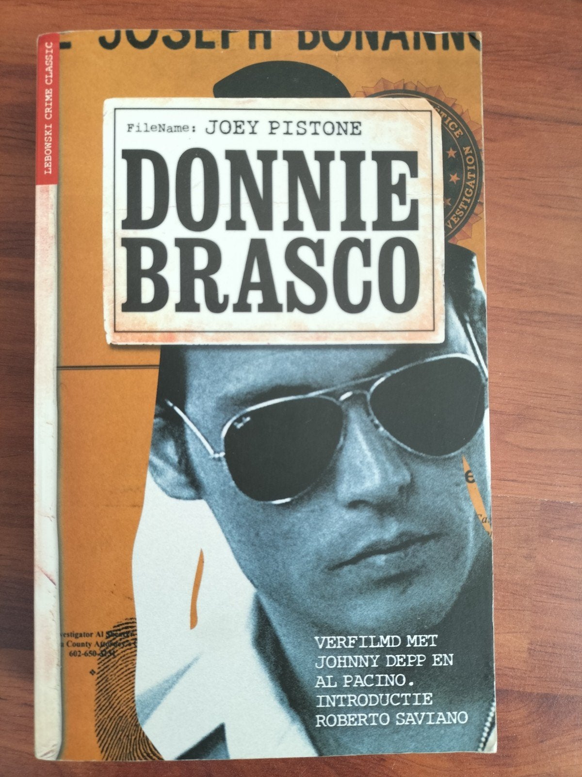 Donnie Brasco - Verfilmd met Johnny Depp en Al Pacino, Boeken, Ophalen of Verzenden, Gelezen, Joseph D. Pistone