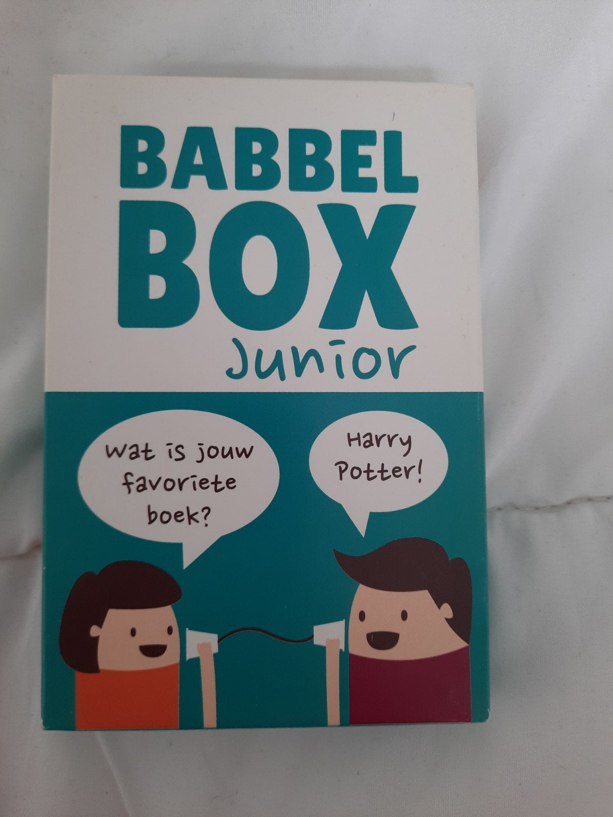 Babbel Box Junior - Het leuke vragenkaartspel voor kinderen, Identity Games, Ophalen of Verzenden, Zo goed als nieuw, Drie of vier spelers