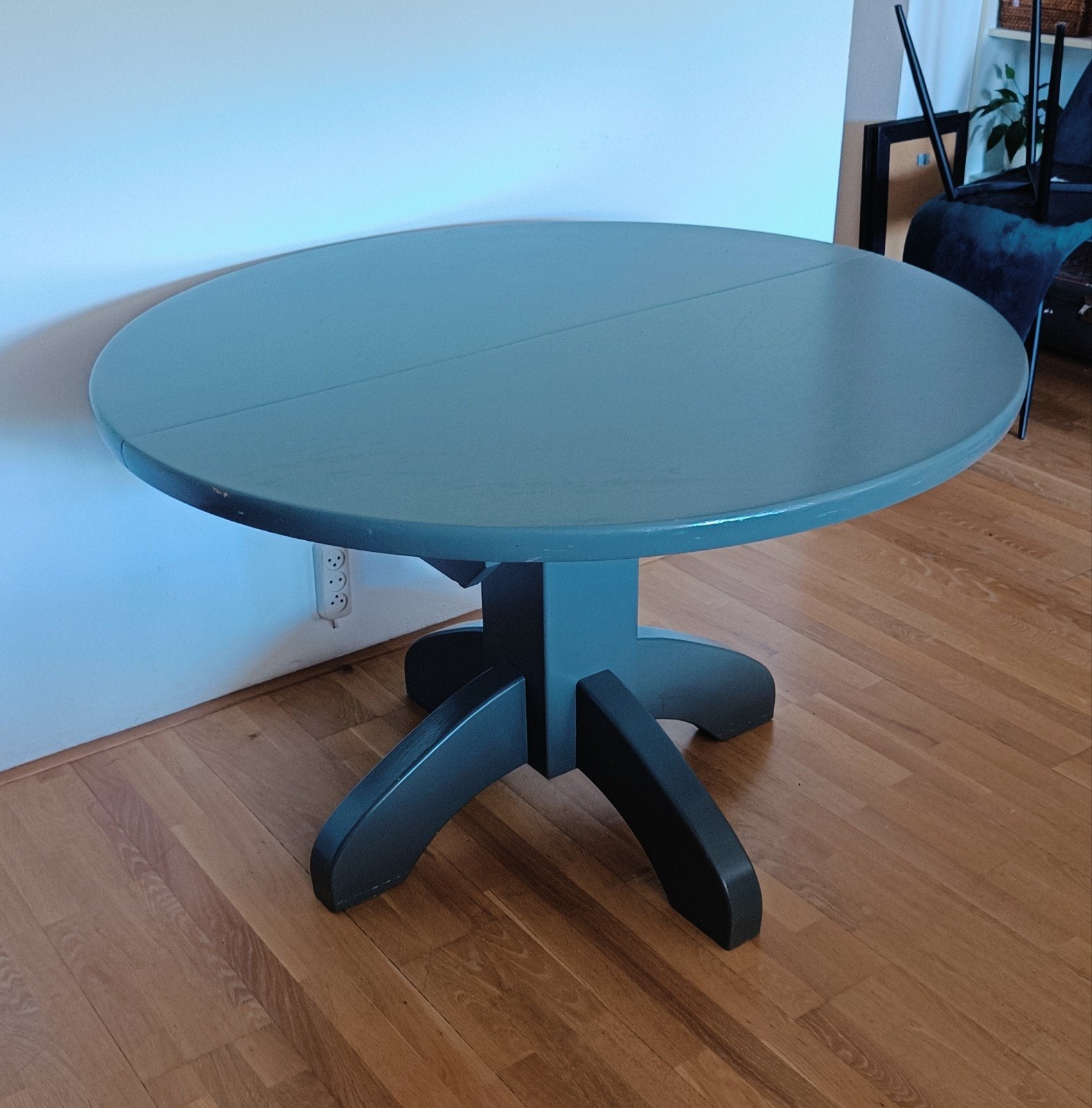 Uitschuifbare massief houten eettafel - Grijs, Ophalen, Gebruikt, Rond, Vijf personen of meer