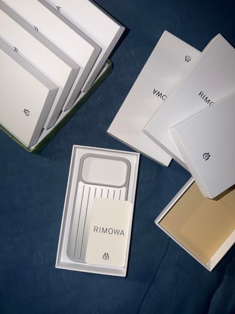 Rimowa iPhone Hoesje - Nieuw in Doos, Telecommunicatie, Ophalen of Verzenden, Nieuw, Bescherming, Apple iPhone