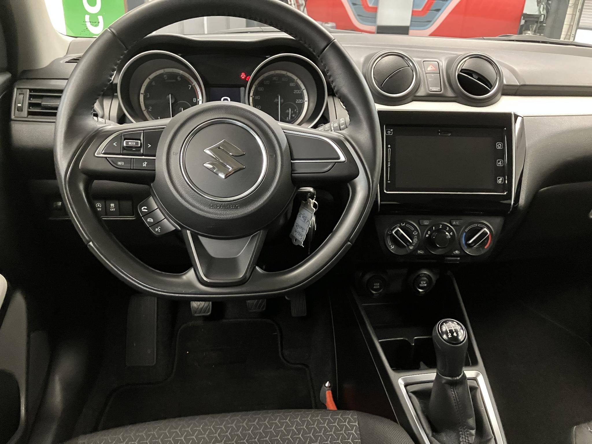 Suzuki Swift 1.2 Select Smart Hybrid / Fabrieksgarantie t/m, Auto's, Suzuki, Voorwielaandrijving, Stof, Gebruikt, 4 cilinders