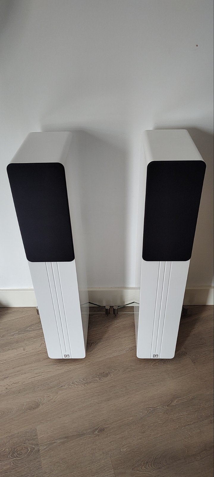 Q Acoustics Concept 40 Vloerstaande Luidsprekers Wit, Audio, Tv en Foto, Vloerstaande luidspreker, Basreflex, Zo goed als nieuw