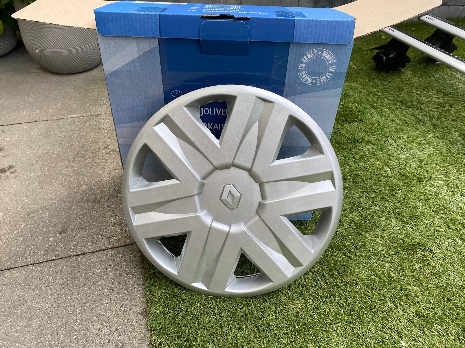Te koop: nieuwe Renault Clio 15 inch wieldoppen, Auto diversen, Wieldoppen, Ophalen of Verzenden, Nieuw