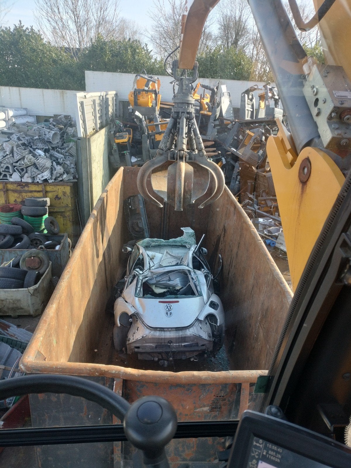 Oud ijzer gezocht - sloopauto's en metaalafval, Doe-het-zelf en Verbouw, Metalen, Ophalen of Verzenden