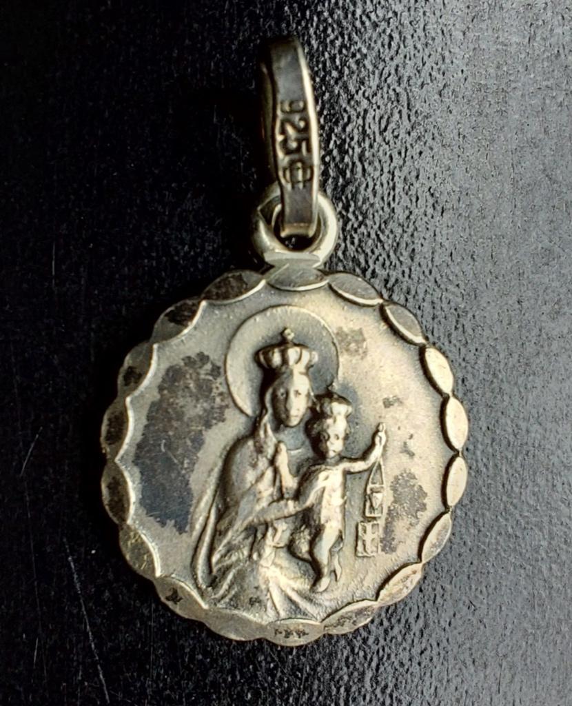 Brocante religieus medaillon. Zilver, Sieraden, Tassen en Uiterlijk, Antieke sieraden, Overige typen, Zilver, Ophalen of Verzenden