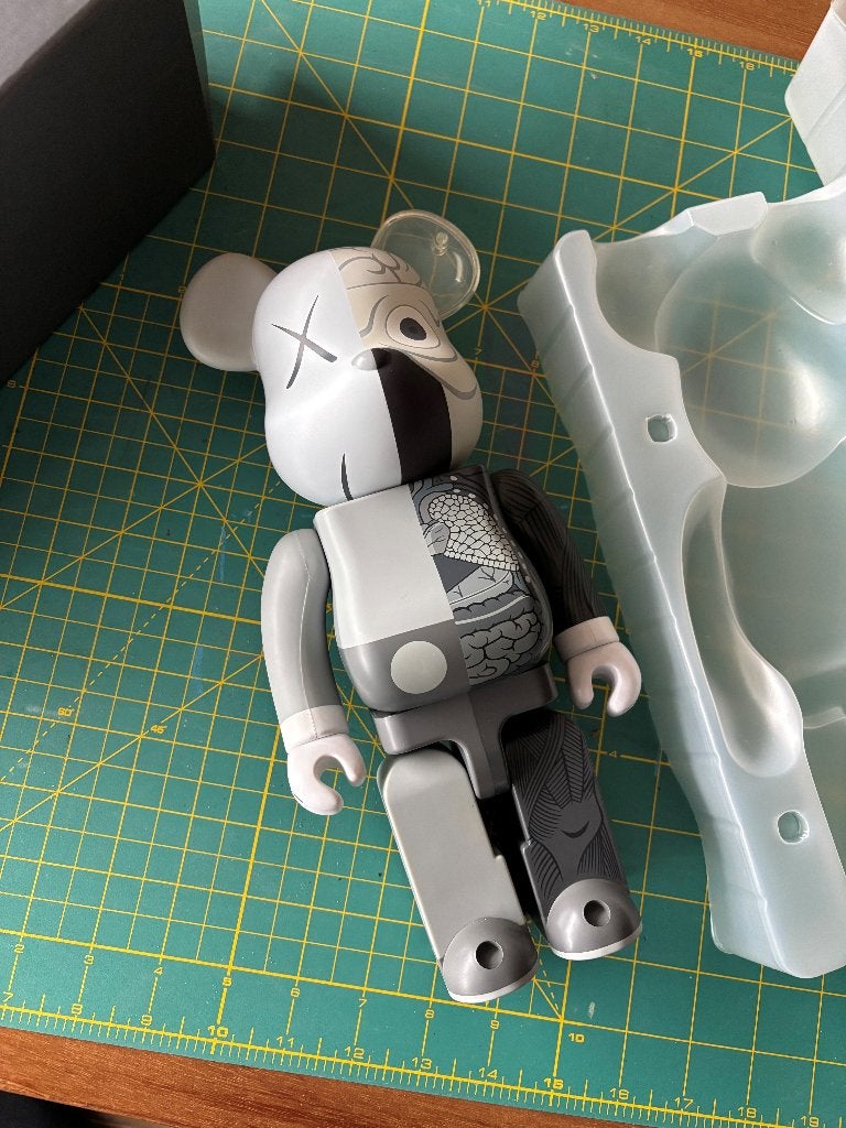 Bearbrick Kaws Dissected 400% Grey version, Ophalen of Verzenden