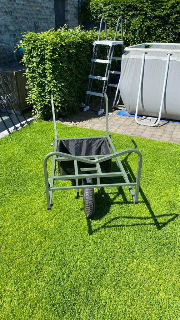 B-Carp Trolley One Wheel Large - Karpervissen Kruiwagen, Ophalen of Verzenden, Zo goed als nieuw, Overige typen