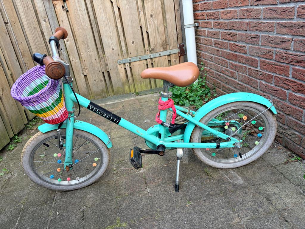 Kleine Veloretti kinderfiets turquoise - veel gebruikt, Ophalen, Gebruikt, Terugtraprem, 16 tot 20 inch