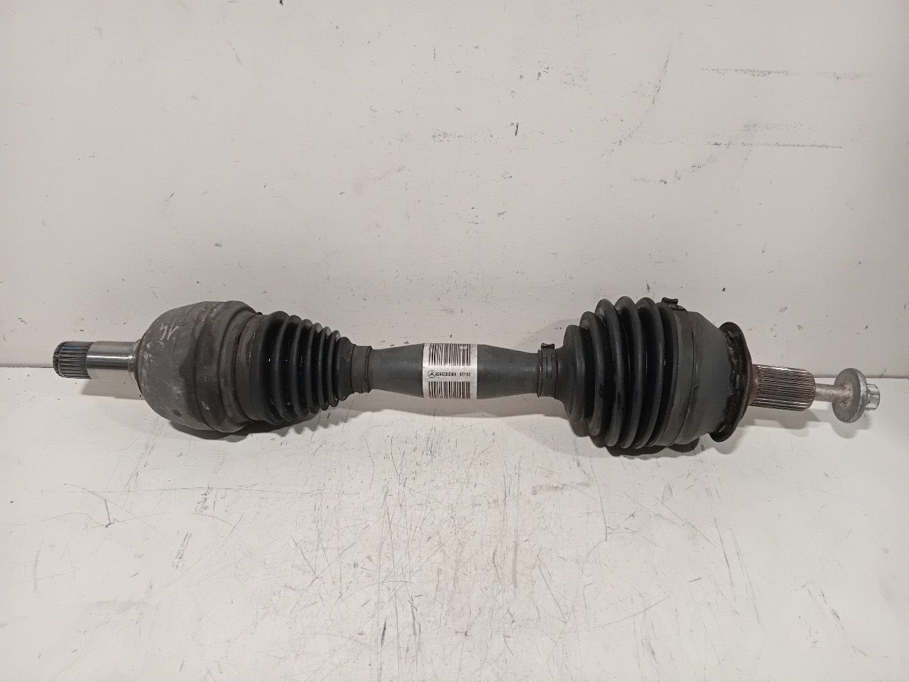 Aandrijfas links voor Mercedes-Benz A-Klasse, Onderdelen@venauto.nl, Van der Ven Autorecycling B.V., Gebruikt, Ettenseweg 76, 4706 PB Roosendaal, The Netherlands
