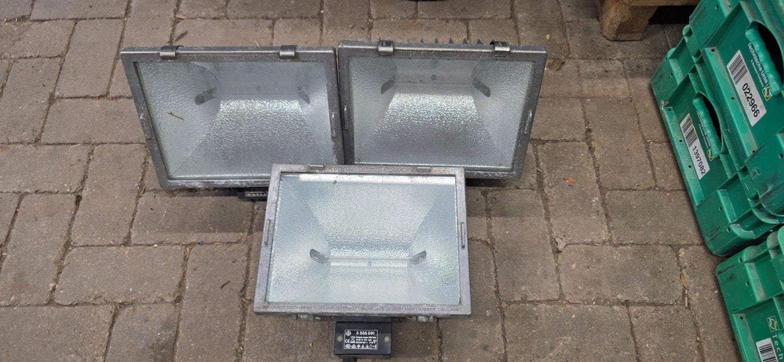 3x Willy Meyer & Sohn (Hateha) Halogeen Schijnwerpers 1000W, Doe-het-zelf en Verbouw, Bouwverlichting, Ophalen, Gebruikt, 500 watt of meer