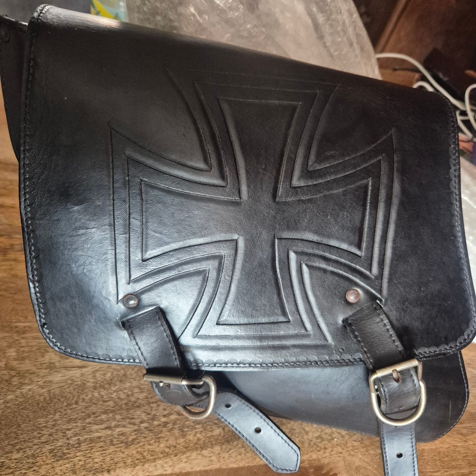 Zwarte leren zadeltas met Maltese Kruis, Motoren, Accessoires | Koffers en Tassen, Ophalen of Verzenden, Gebruikt