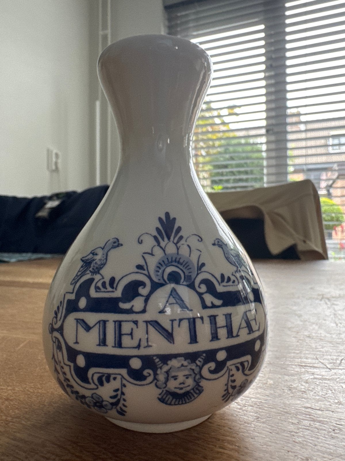 Delfts Blauw vaasje 'Mentha' van Brocatrade, Ophalen of Verzenden