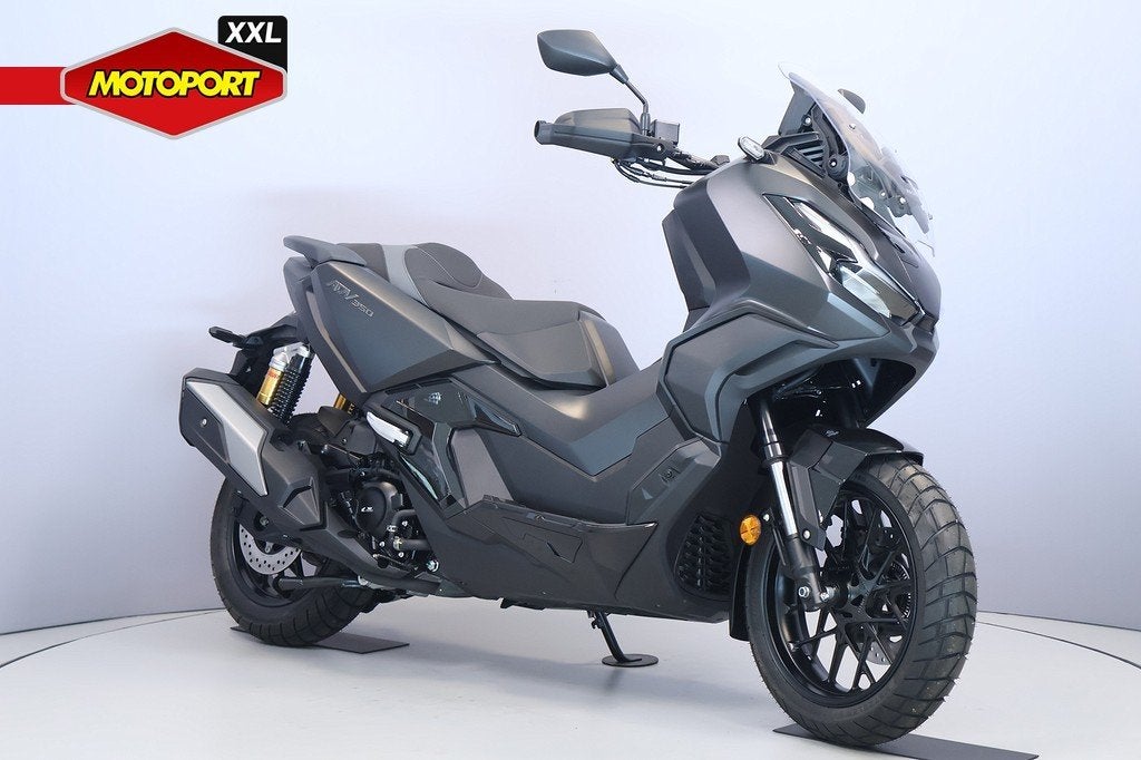 Honda ADV350, Scooter, Bedrijf