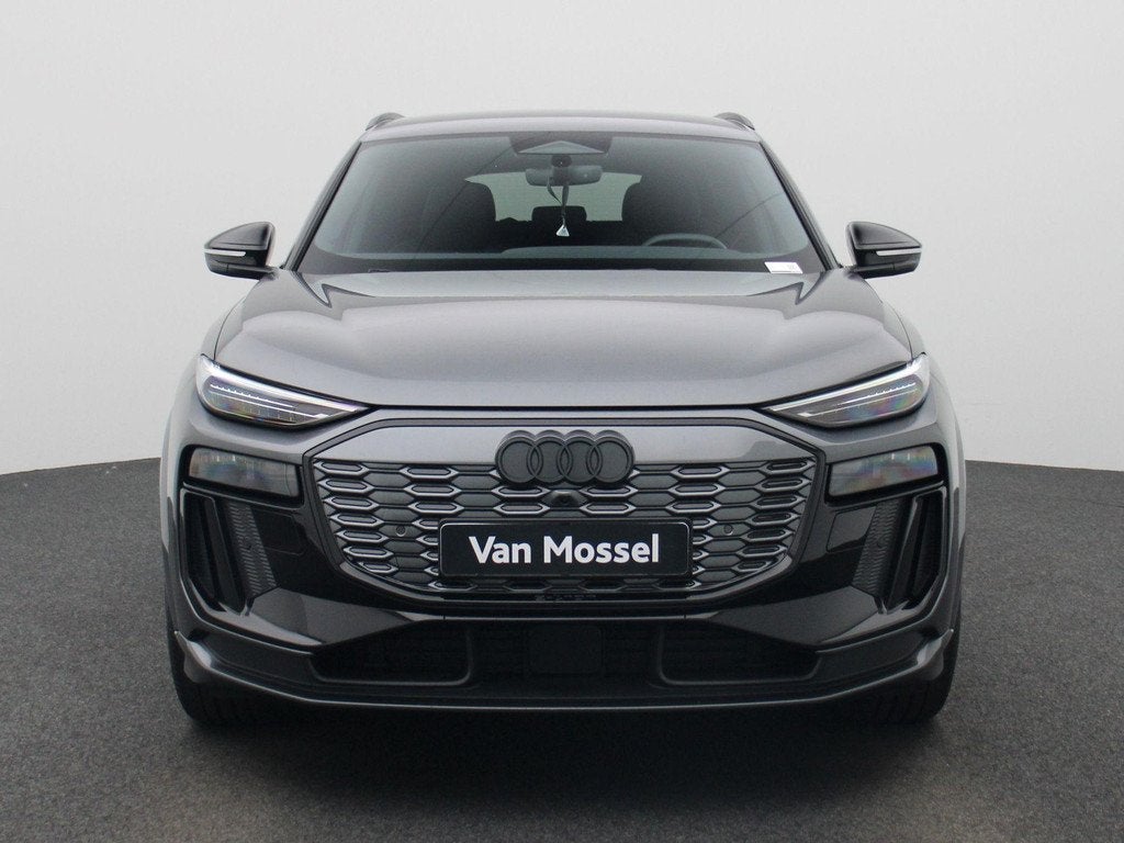 Audi SQ6 e-tron quattro 100 kWh | Adaptive cruise control |, Auto's, Audi, Automaat, 12 maanden, Gebruikt, SUV of Terreinwagen