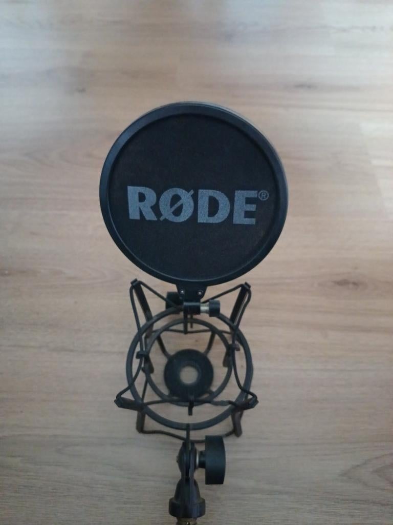 Røde SM6 shock mount, Muziek en Instrumenten, Microfoons, Ophalen of Verzenden, Studiomicrofoon
