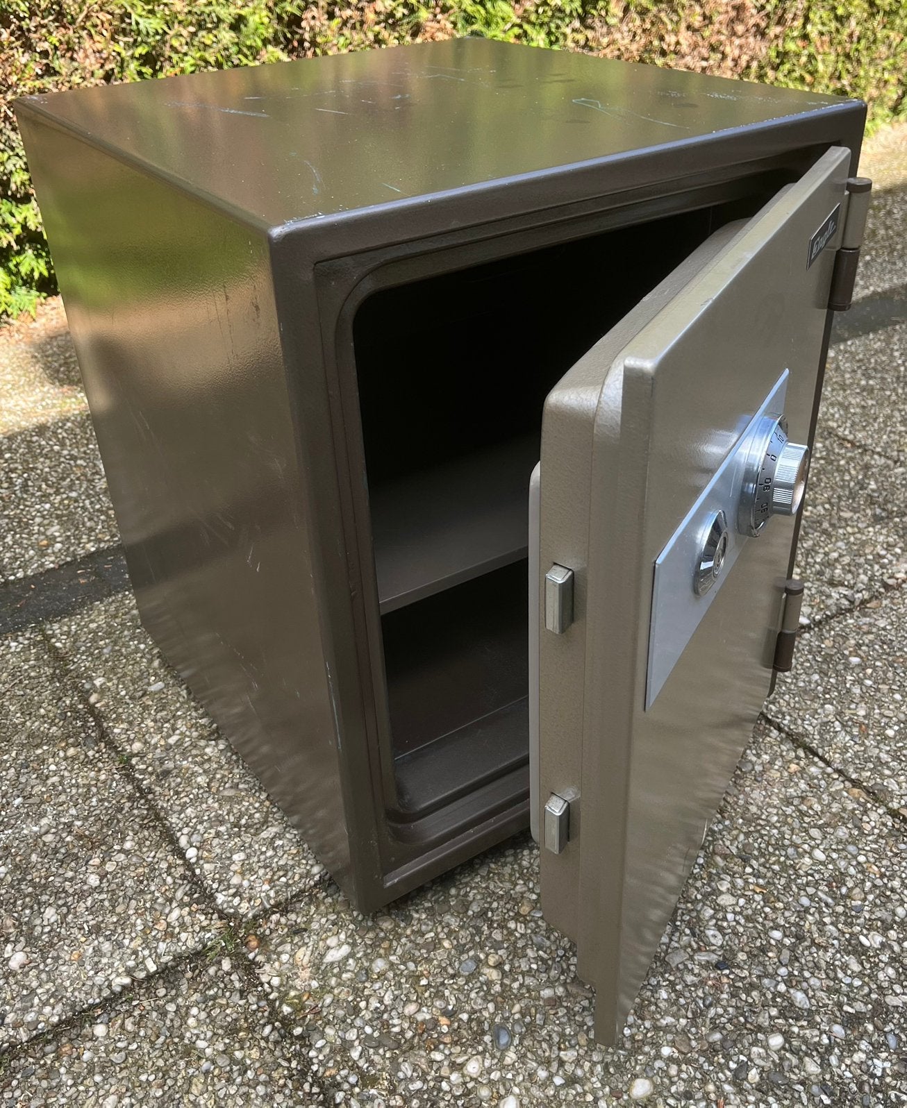 Brandwerende kluis/brandkast van Eagle, Ophalen, Zo goed als nieuw