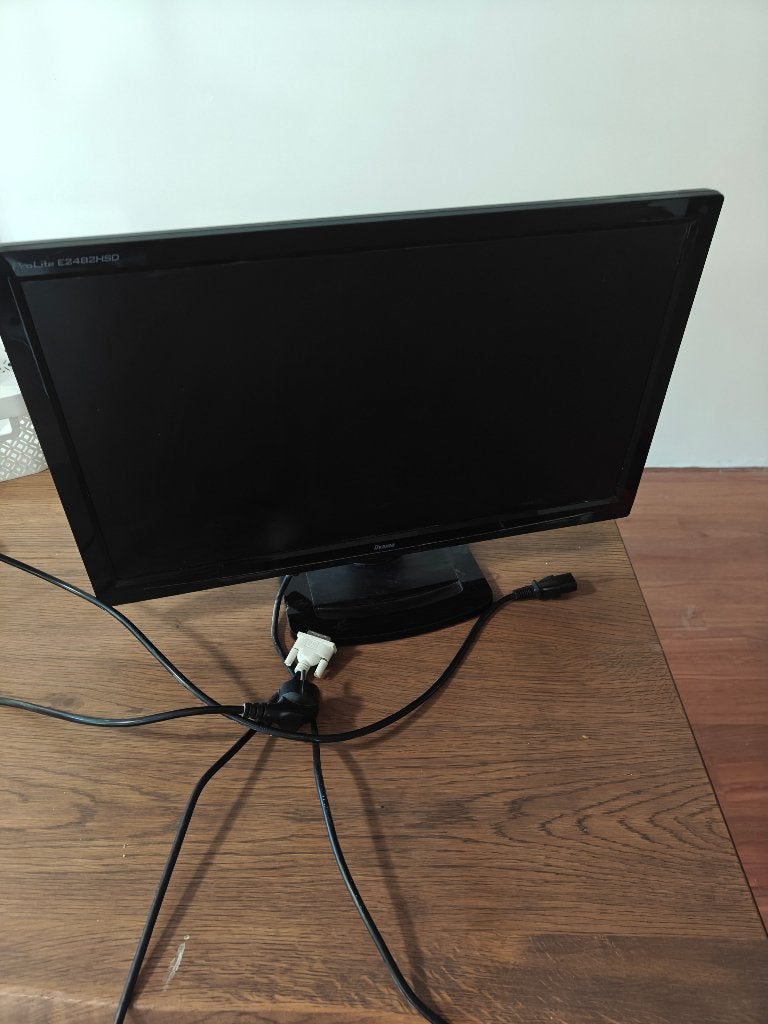 Computer scherm 24 inch, Gebruikt, Full HD, Liyama, DVI