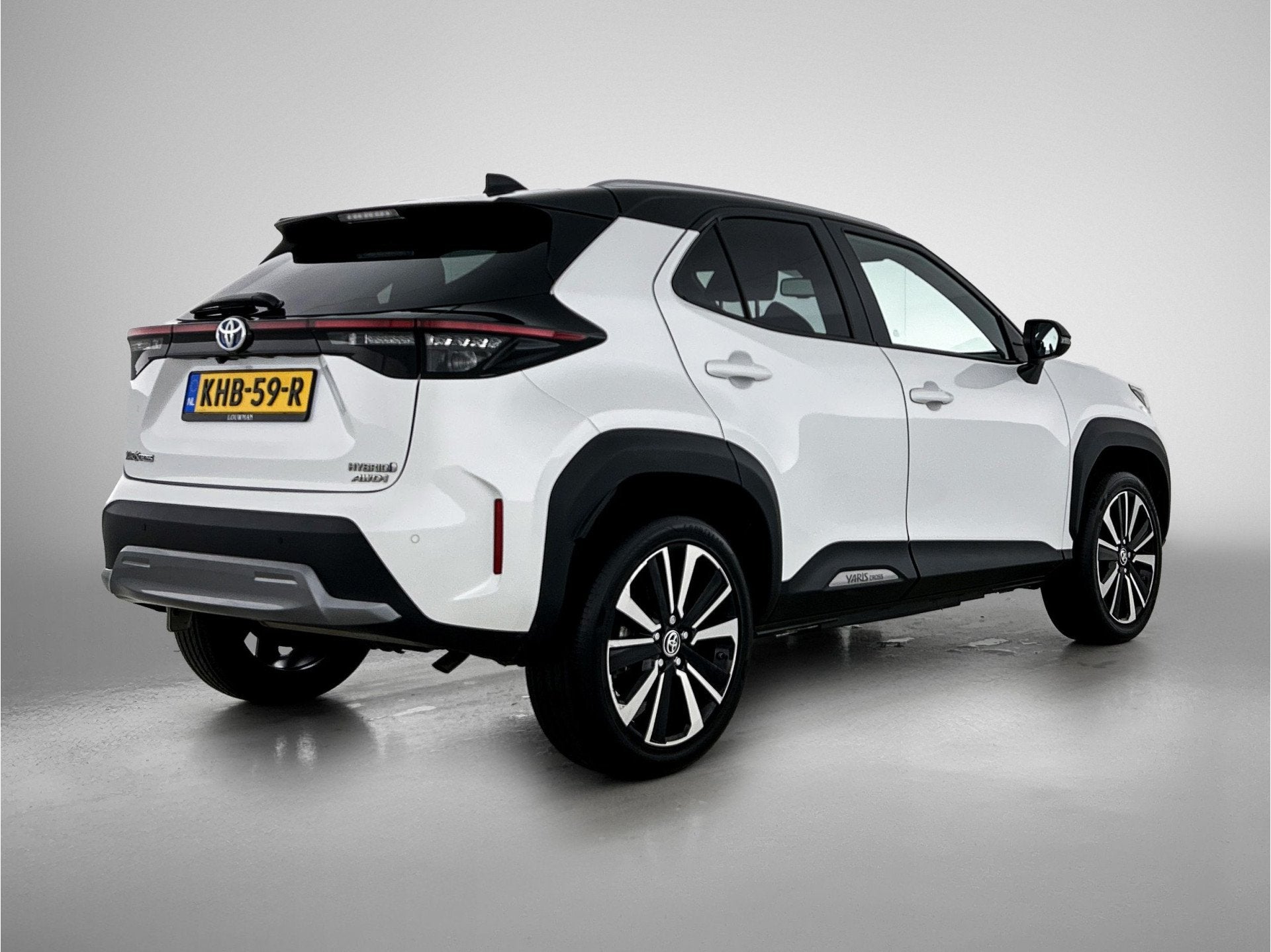 Toyota Yaris Cross 1.5 Hybrid Executive AWD | Head-Up Displa, Automaat, 12 maanden, Gebruikt, 116 pk