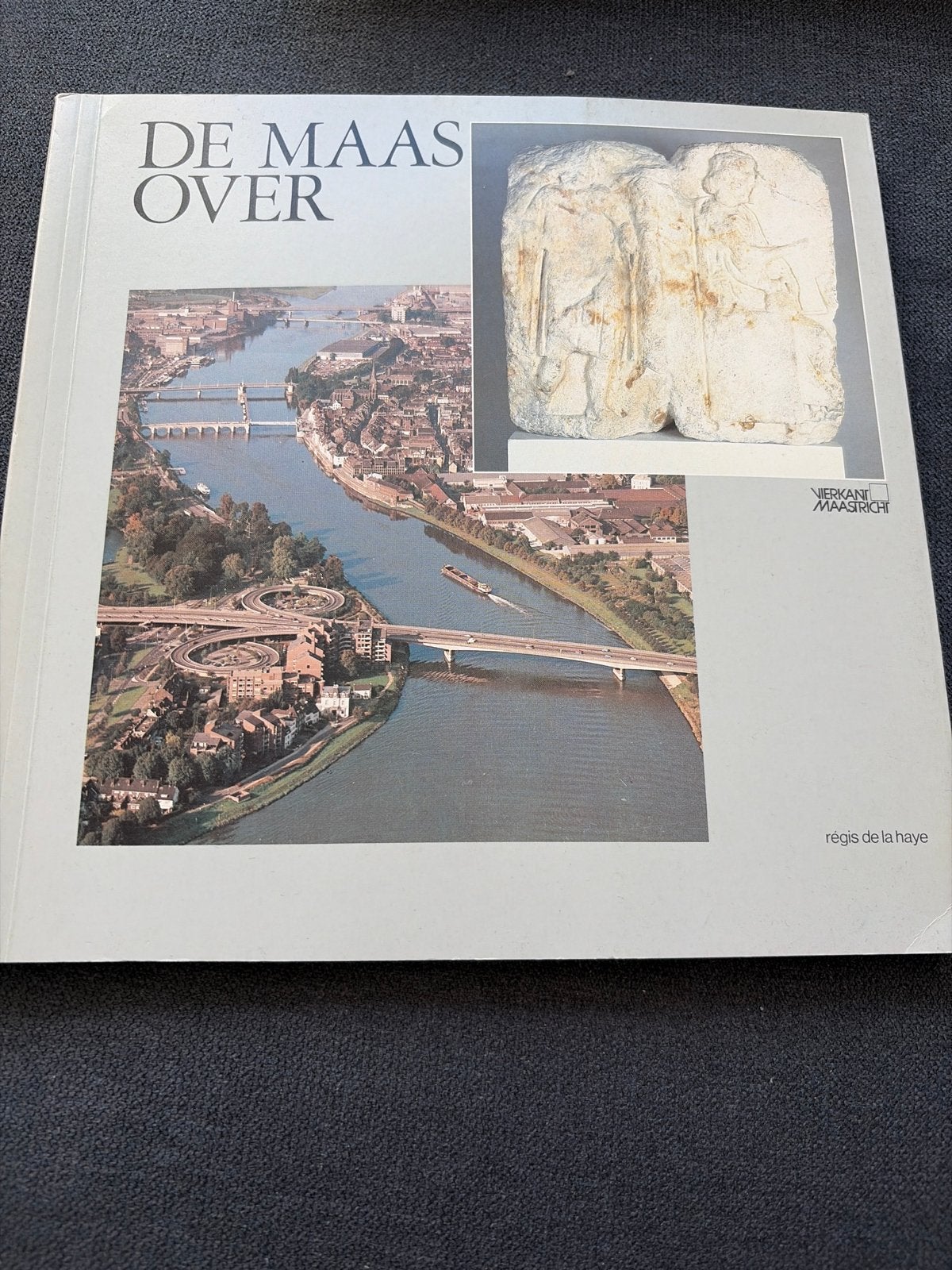 De Maas Over - Maastrichtse Geschiedenis en Cultuur, Ophalen of Verzenden, 20e eeuw of later, Gelezen