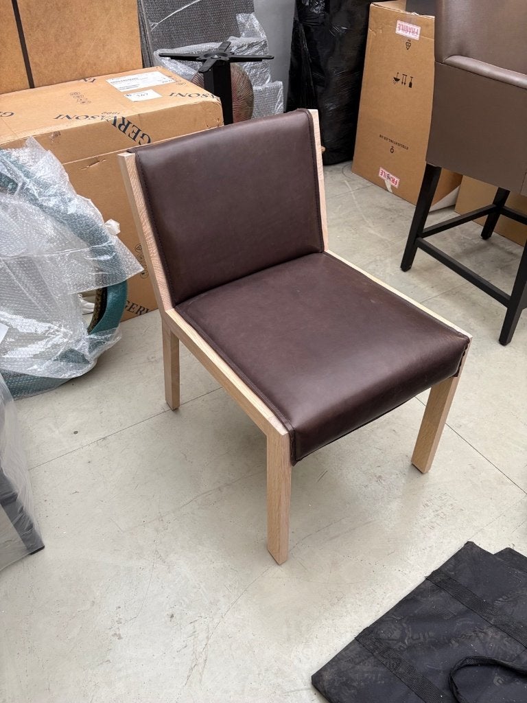 Originele zitkamer stoel Grey7 Kenji, Ophalen, Bruin, Hout, Zo goed als nieuw