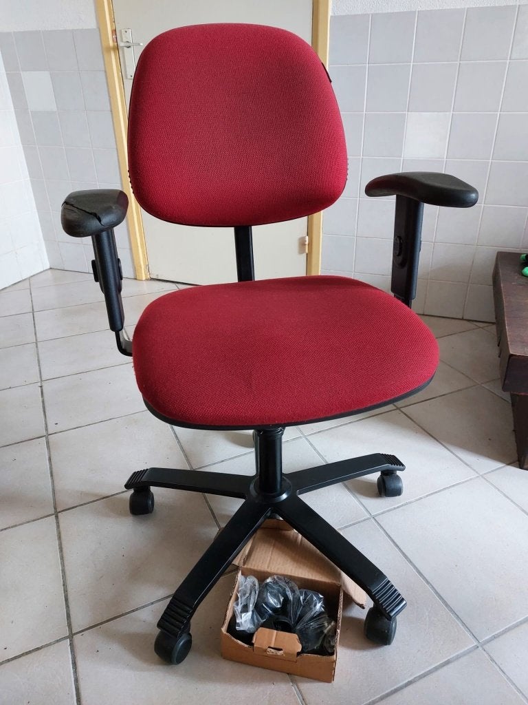 bureaustoel, Huis en Inrichting, Bureaustoelen, Ophalen, Gebruikt, Rood, Bureaustoel