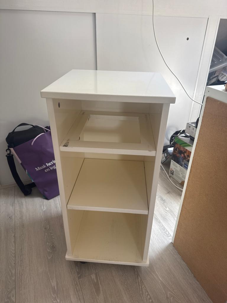 Wit verrijdbaar kastje met 3 vakken, Ophalen, Zo goed als nieuw
