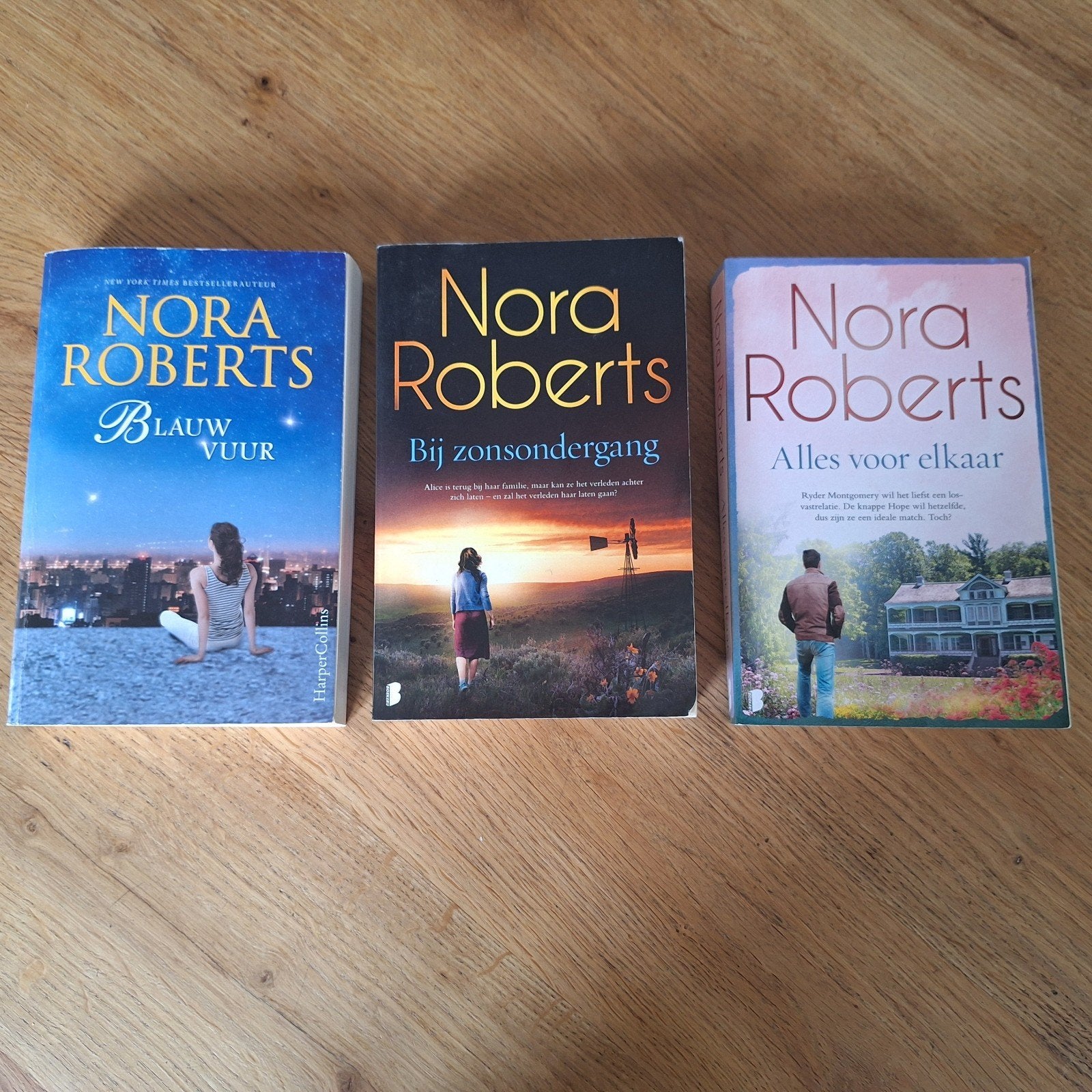 3 boeken van Nora Roberts,zo goed als nieuw, Ophalen of Verzenden, Zo goed als nieuw, Nora Roberts