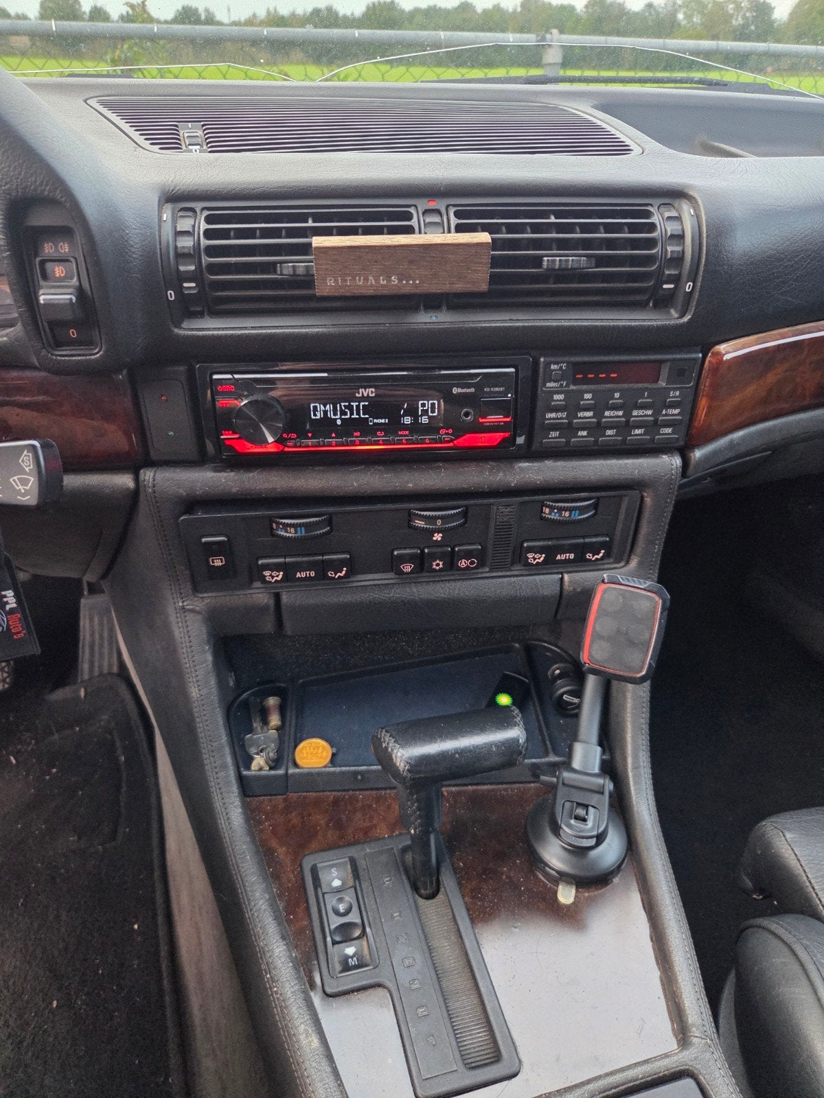 BMW 7-Serie 5.0 I 750 AUT K6 1987 Zwart, foto 12