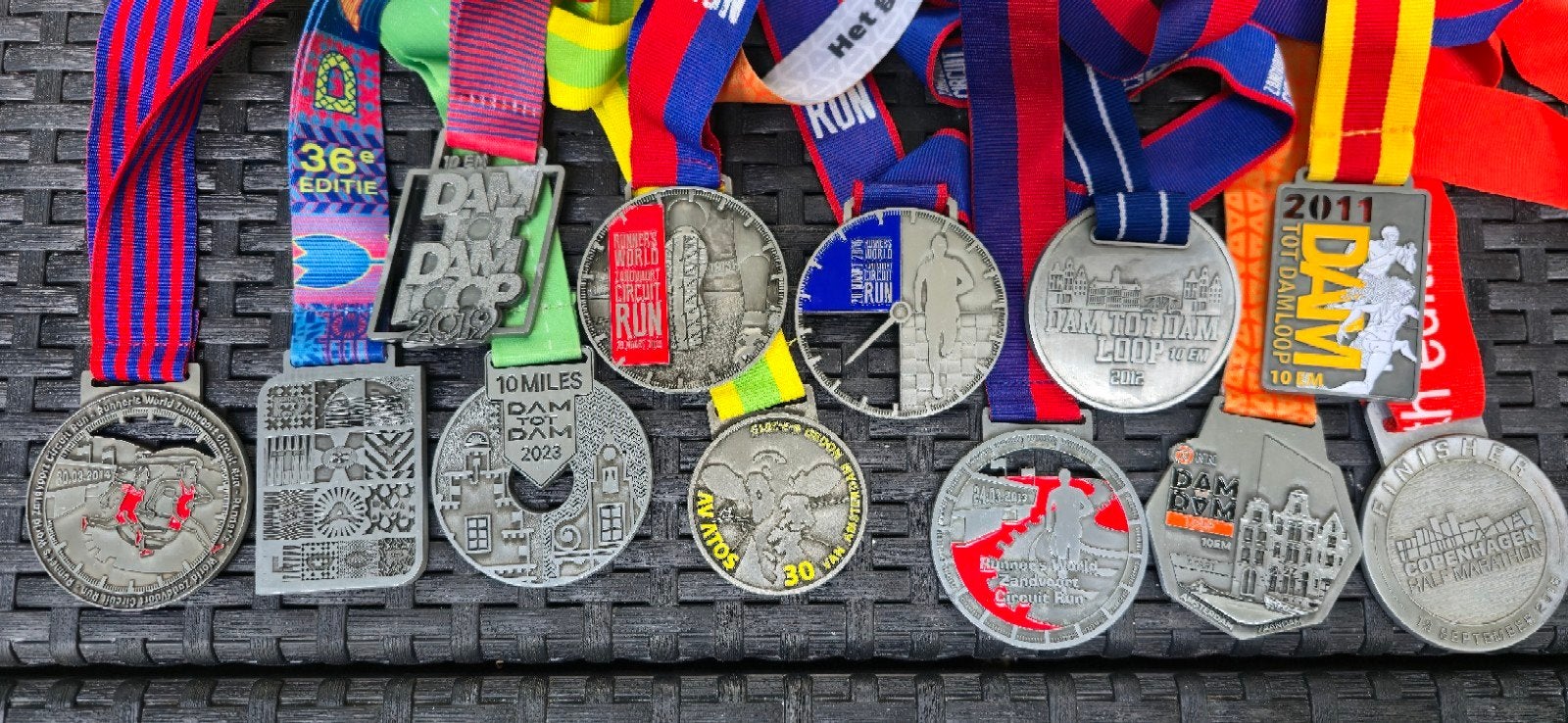 Collectie hardloopmedailles (Dam tot Damloop, Zandvoort, Postzegels en Munten, Penningen en Medailles, Ophalen of Verzenden, Overige materialen